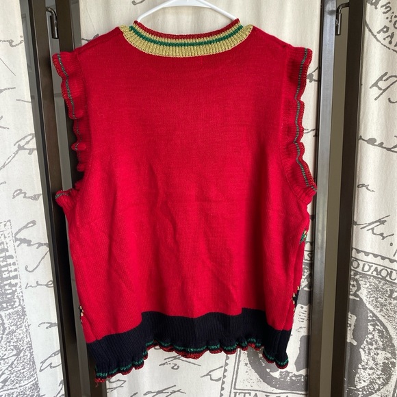 Christmas vest top - Picture 8 of 8
